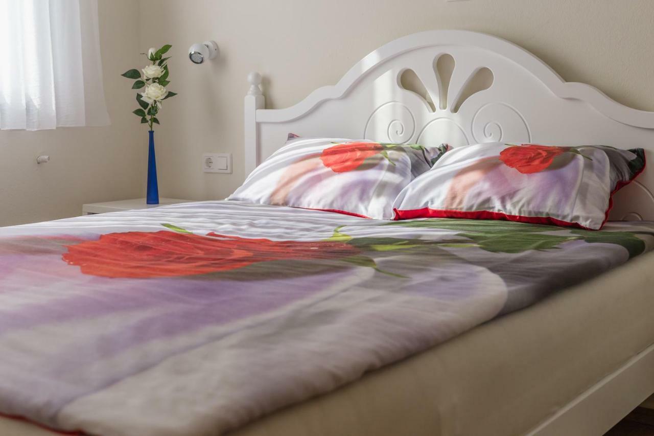 Apartment Snjezana Слунь Екстер'єр фото