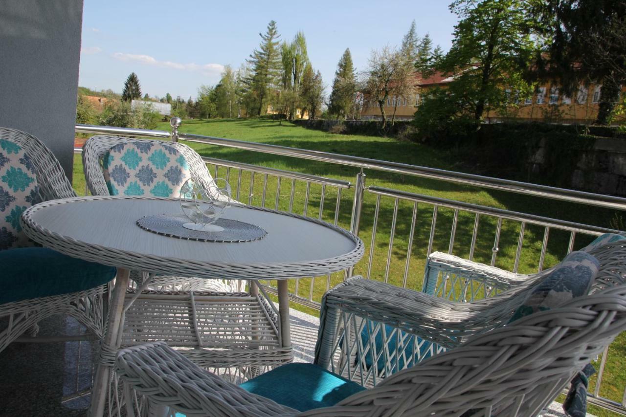 Apartment Snjezana Слунь Екстер'єр фото